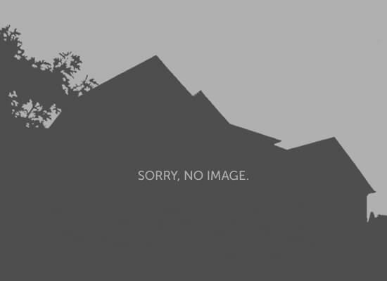 204, 5100 52 Street, Olds